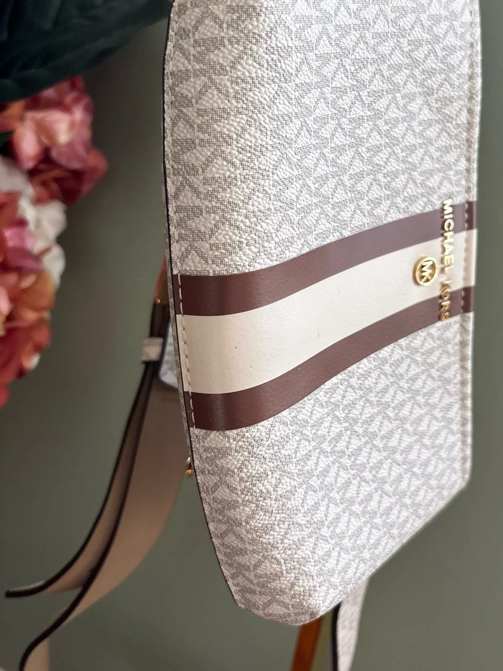 Michael Kors Signature Belt Bag/Fanny Pack – Like New